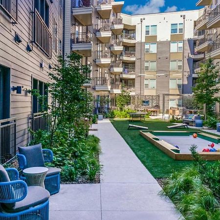 Cozy Retreat-Free Reserved Parking-Pool Addison Εξωτερικό φωτογραφία