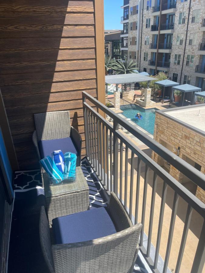 Cozy Retreat-Free Reserved Parking-Pool Addison Εξωτερικό φωτογραφία