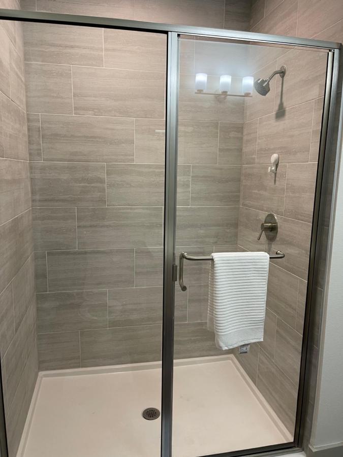 Cozy Retreat-Free Reserved Parking-Pool Addison Εξωτερικό φωτογραφία