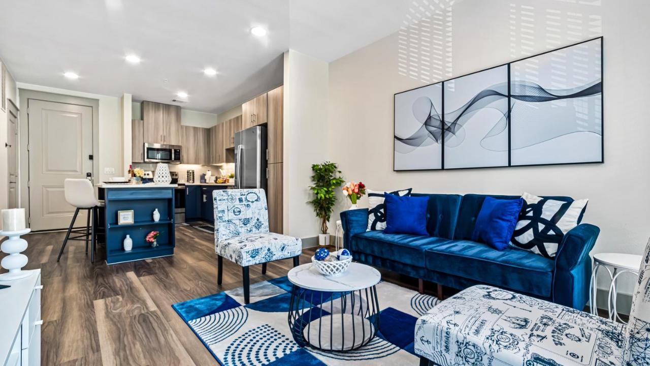 Cozy Retreat-Free Reserved Parking-Pool Addison Εξωτερικό φωτογραφία